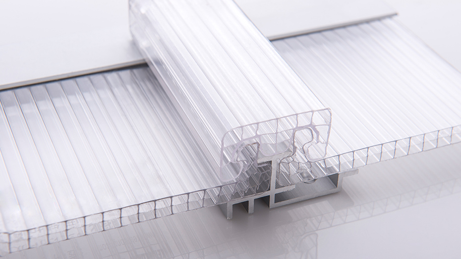 透明U型鎖扣陽(yáng)光板系統(tǒng)